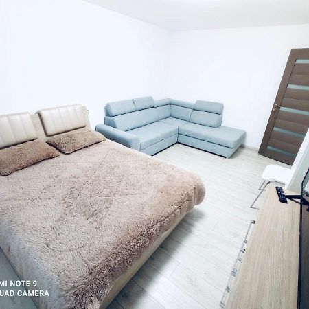 Apartmán Garsoniera Daniela Tîrgu Ocna Exteriér fotografie